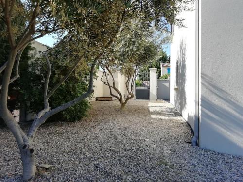 Photo de la galerie de l'établissement Villa de la Capèra, à Camaret-sur-Aigues
