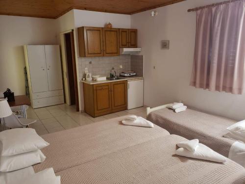 Imagen de la galería de Marketos Apartments, en Svoronata