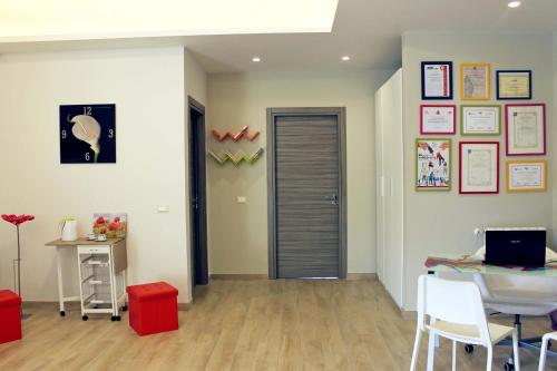 A television and/or entertainment centre at b&b Appiddaveru