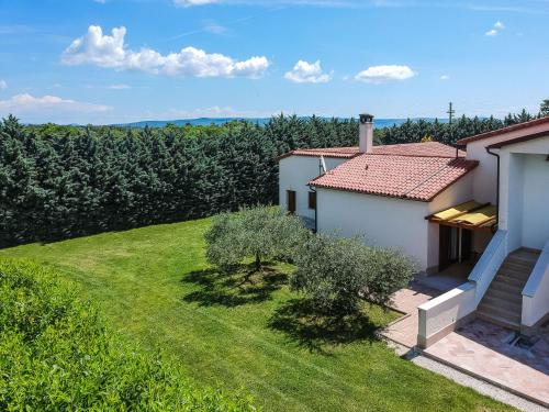 an aerial view of a house with a yard at Holiday Home Lupetina by Interhome in Hreljići