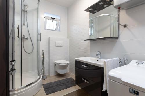 Koupelna v ubytování Fully renovated Apartment Grgo