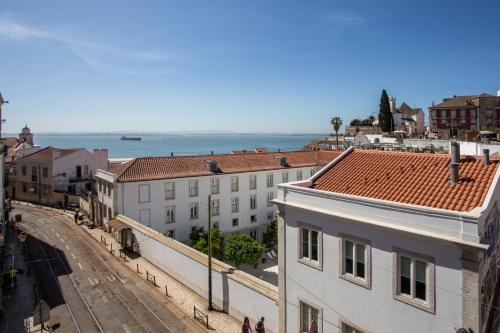 Alfama River View Tailor Made Flat