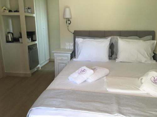 Gallery image of LEVANTA HOTEL SPETSES in Spetses