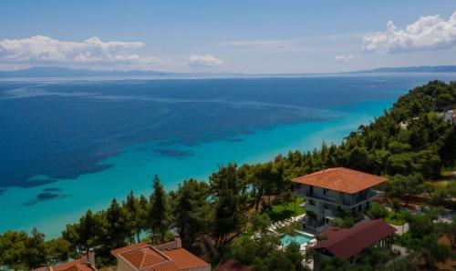 Gallery image of Elies 33 Bio Retreat in Afitos