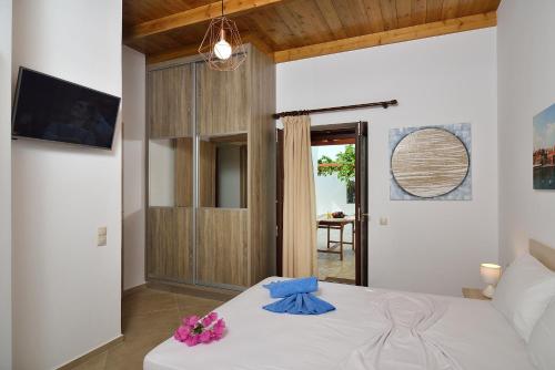 Anna 's House - Garden Cottage in Kissamos