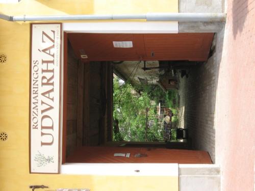 Gallery image of Rozmaringos Udvarház in Dunaföldvár