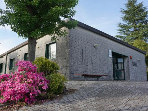 Το κτήριο όπου στεγάζεται  το hostel
