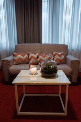 Ruang duduk di Hotel Đakovo
