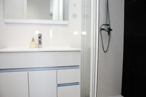 Phòng tắm tại Apartamento Playa Sur Inmomart