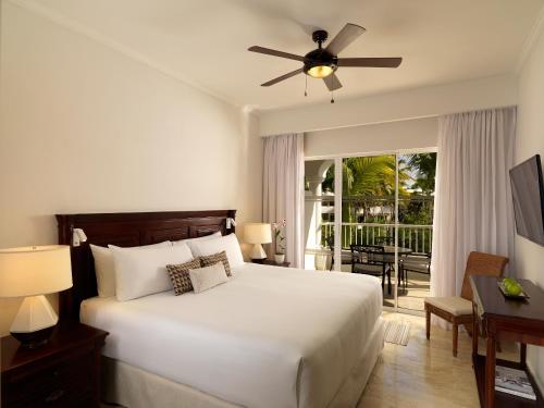 Кровать или кровати в номере Meliá Caribe Beach Resort-All Inclusive
