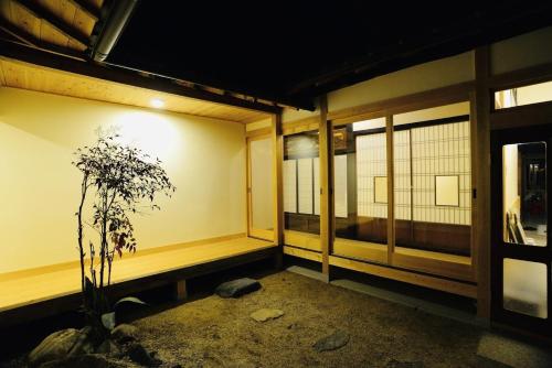 Fotografie z fotogalerie ubytování 北房まちの駅 ゲストハウス v destinaci Shimo-azae