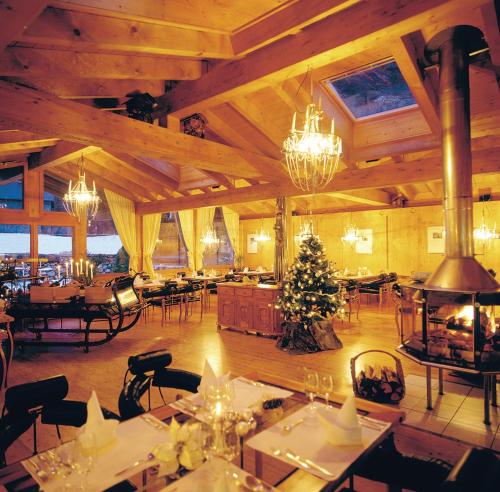 Restaurace v ubytování Wellness Spa Pirmin Zurbriggen