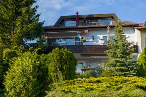 Κήπος έξω από το Das Nest am Wohrenberg