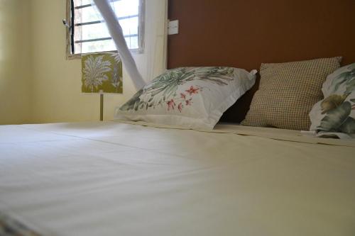 Ein Bett oder Betten in einem Zimmer der Unterkunft The Lawford Hotel