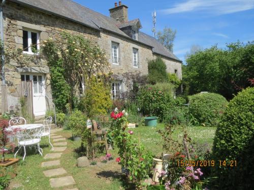 Gallery image of La Haute Gilberdière in Sartilly