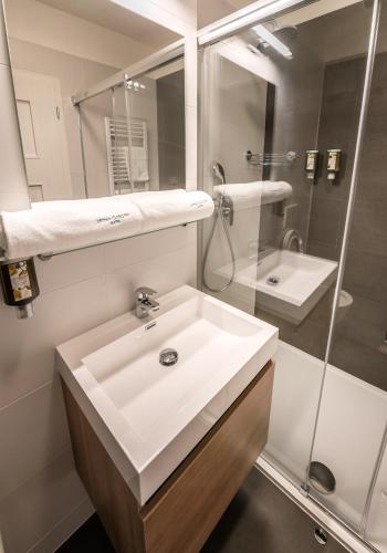 Koupelna v ubytování Letna Garden Suites