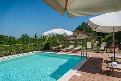 Swimmingpoolen hos eller tæt på Hotel & SPA L'Antico Forziere