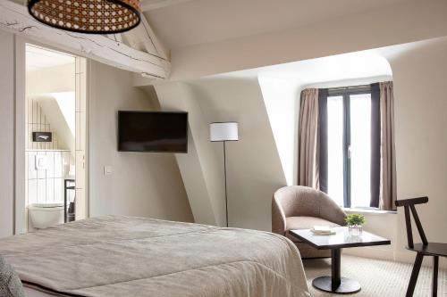 Et tv og/eller underholdning på Hotel Bastille Speria