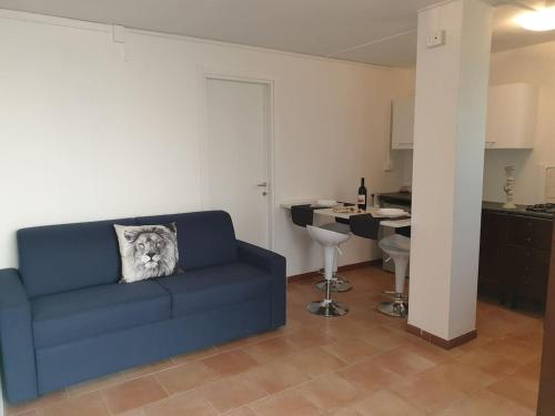 A kitchen or kitchenette at HOLIDAY APARTAMENTS