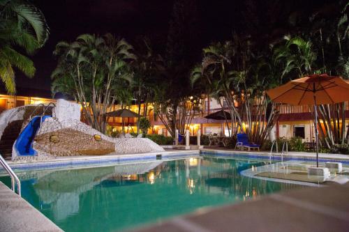 Kolam renang di atau dekat dengan Los Andes Coatzacoalcos