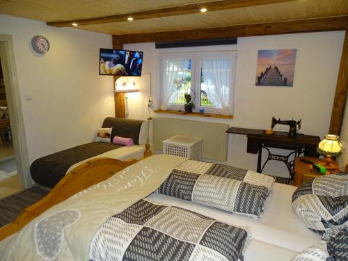 Fotografie z fotogalerie ubytování Ferienhäuschen v destinaci Inzell