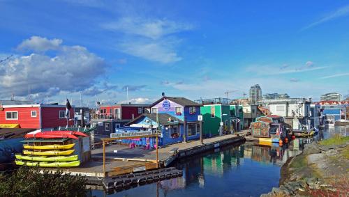 Galeriebild der Unterkunft A Float Home B&B in Fisherman’s Wharf in Victoria