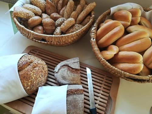 Jídlo v hotelu nebo okolí