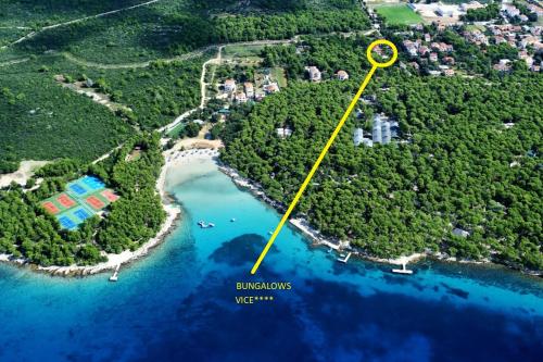 Gallery image of BUNGALOW VICE with pool in Pakoštane