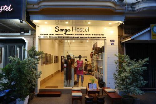 Επισκέπτες που μένουν στο Sanga Hostel