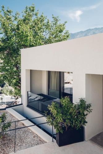 Monastery Estate Retreat – Photos 3