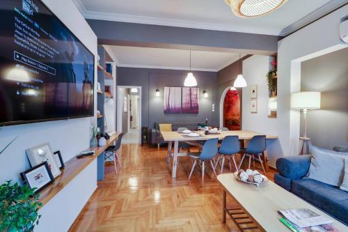 Victoria 5star / 5BR BigApt / Sauna / 2min to metro