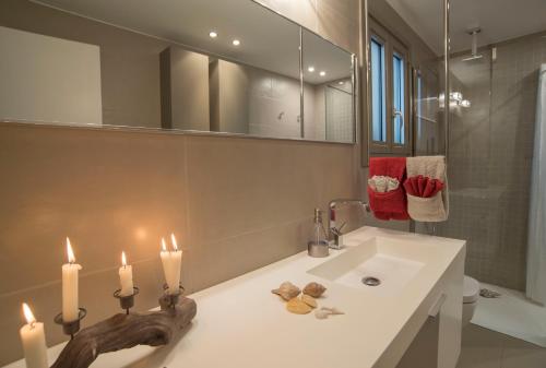 Eftopia Beachfront 3-bedrooms apartment tesisinde bir banyo