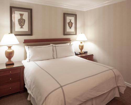 The Manhattan Club Image