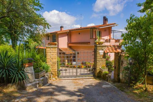 El edificio en el que está el departamento