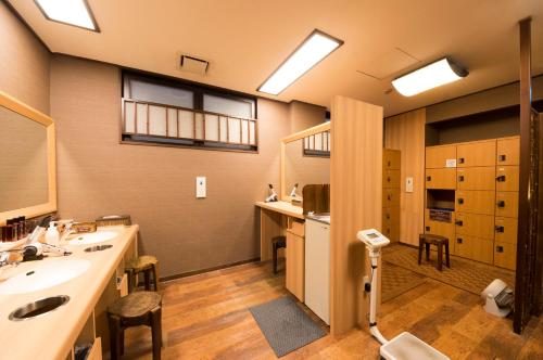 Imagen de la galería de Dormy Inn Express Mikawaanjo, en Anjomachi