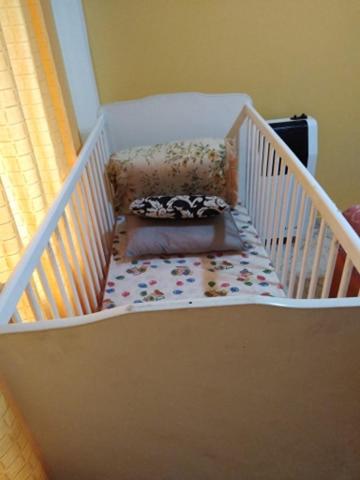 MAU-MAR tesisinde bir odada yatak veya yataklar