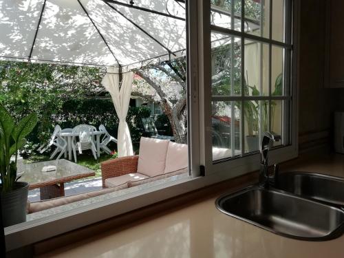 Vonkajšia záhrada v ubytovaní JARDIN, TERRAZA Y BARBACOA