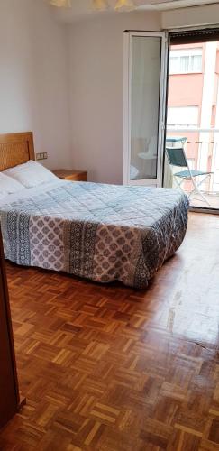 3 Bedrooms SOHO Parking Included