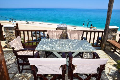 Fotografie z fotogalerie ubytování Papa Nero Beach House v destinaci Agios Ioannis Pelio