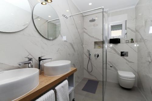Ванная комната в Apartments Pivac