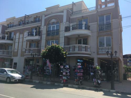 Foto dalla galleria di Vase Apartments a Ravda