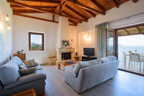 Μια τηλεόραση ή/και κέντρο ψυχαγωγίας στο Finisia House