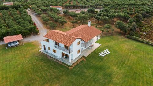 Το κτήριο όπου στεγάζεται  το διαμέρισμα