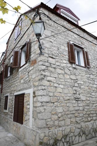 Apartments Stonehouse