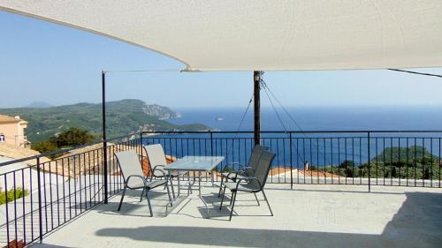 Gallery image of Lakones View House in Lákones