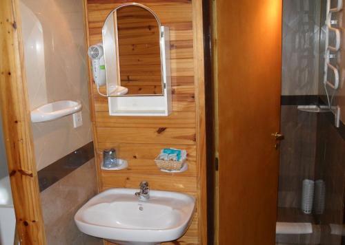 A bathroom at Solares Del Sur