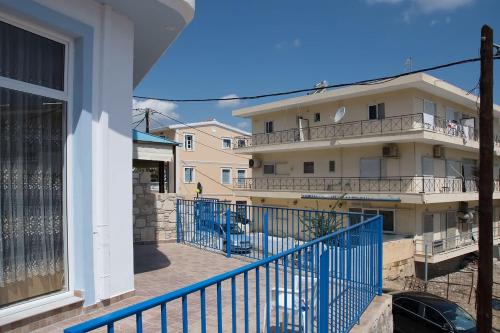 Gallery image of SUNSHINE APARTMENT CITY CENTER in Karpathos Town