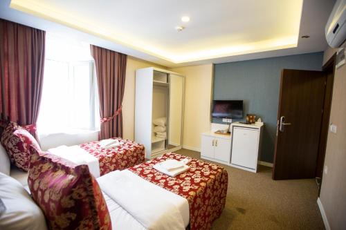 رويال لايف اكسكلوزيف