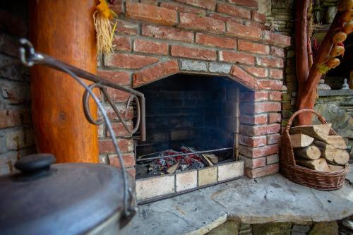 Külalistemaja külastajatele saadaval grillimisvõimalused
