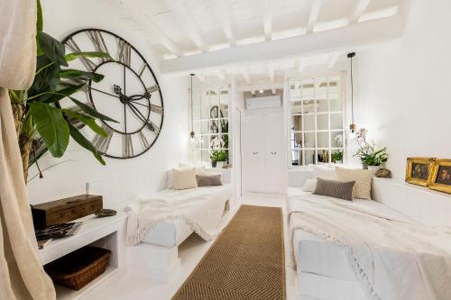 Trastevere Gem Cozy Light-filled Retreat